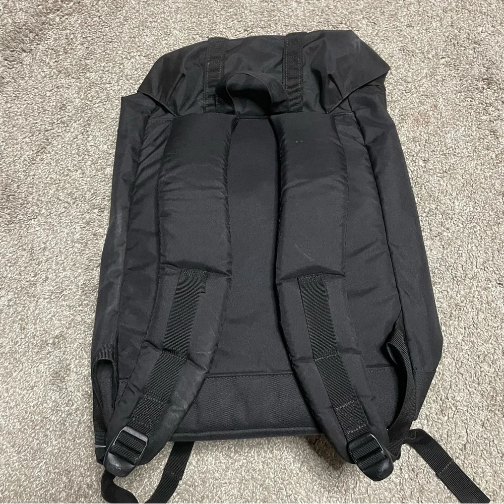 Herschel Supply Co. Retreat Backpack